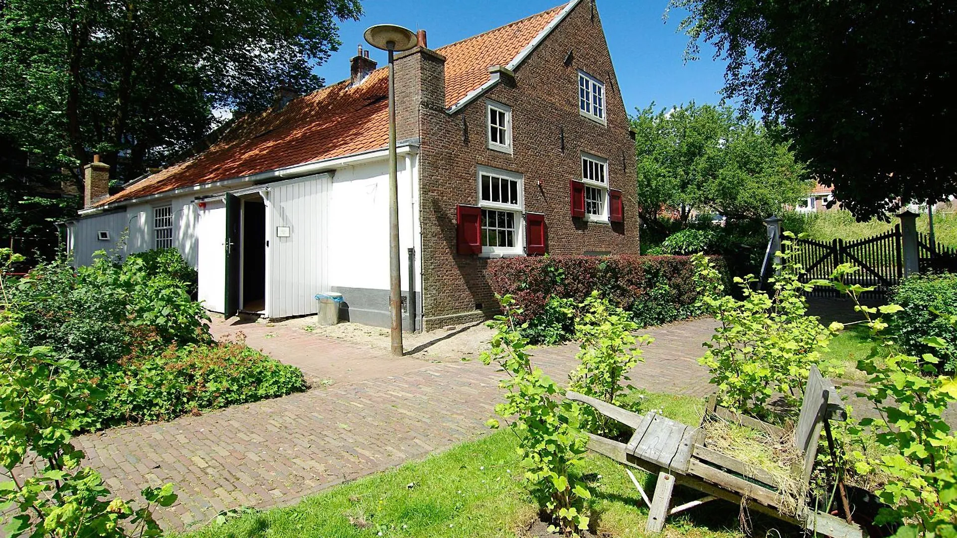 Authentic Farmhouse - De Vergulden Eenhoorn Otel Amsterdam