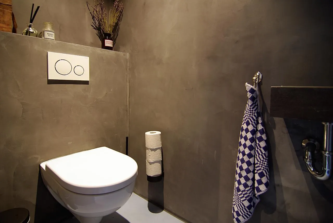 Authentic Farmhouse - De Vergulden Eenhoorn Amsterdam Hotel